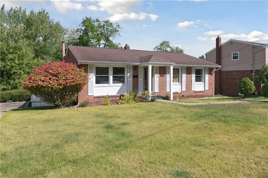 5021 Elmwood Dr, Baldwin, PA 15227 - Image #2