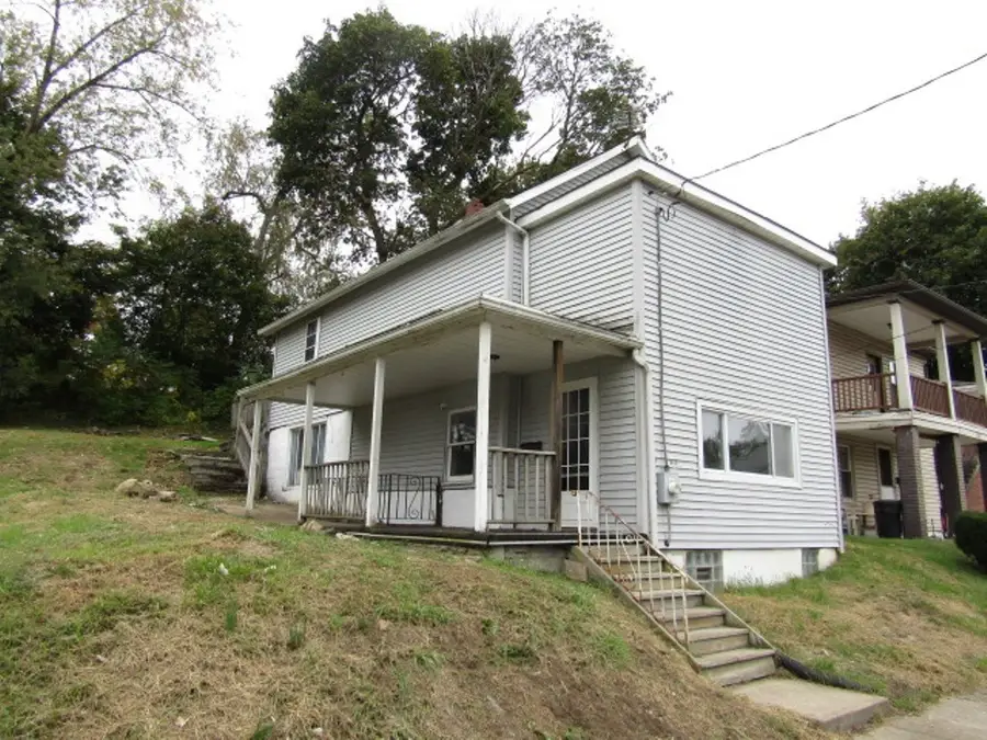 127 N Lincoln Ave, Greensburg, PA 15601 - Image #2