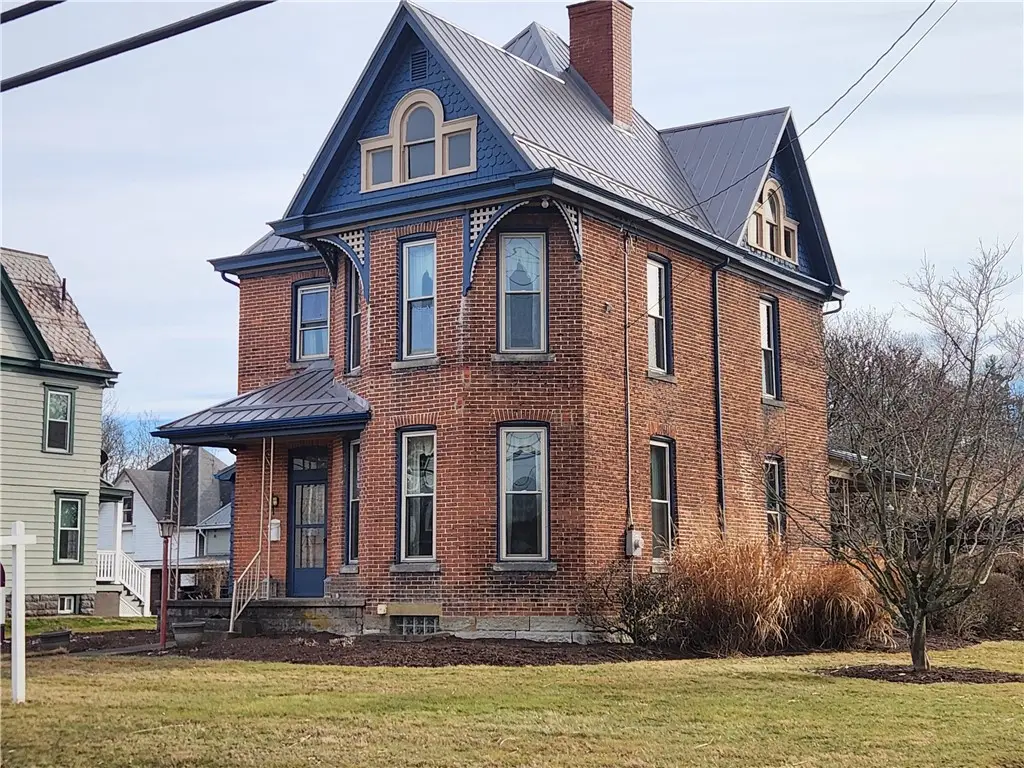 664 E Greene St, Waynesburg, PA 15370 - Image #1