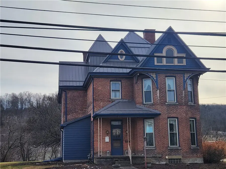 664 E Greene St, Waynesburg, PA 15370 - Image #3