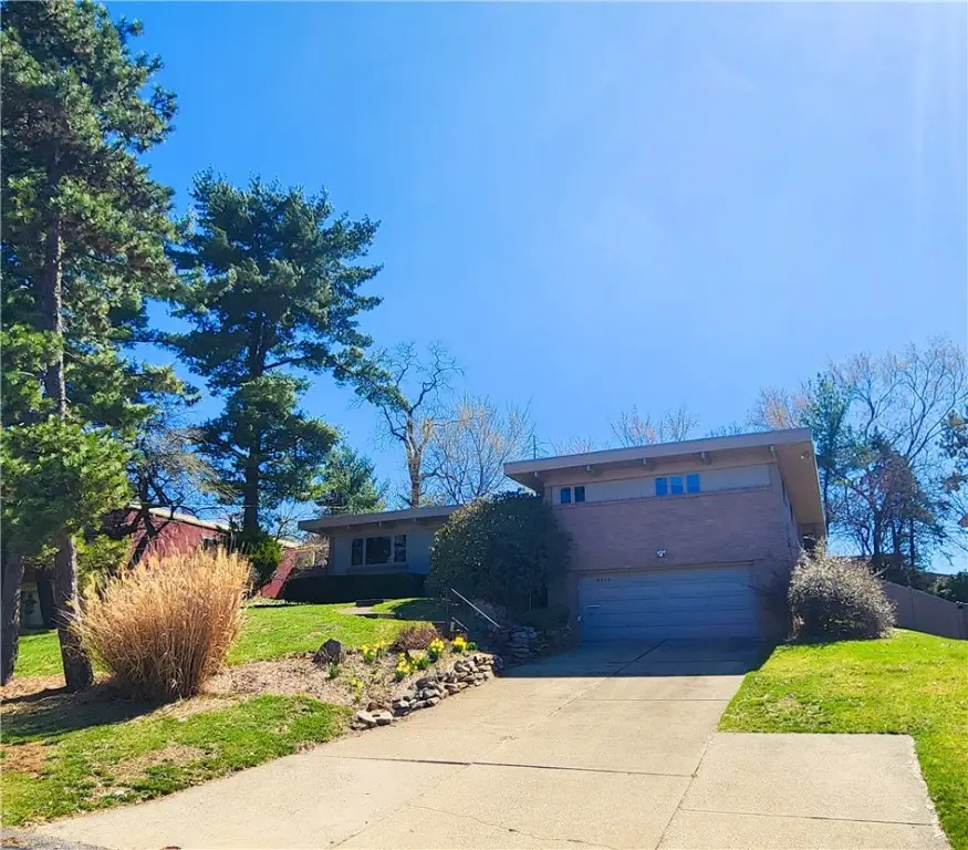 2417 Marbury Rd, Churchill, PA 15221 - Image #2