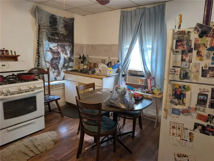 818 Shady, Charleroi, PA 15022 - Image #3