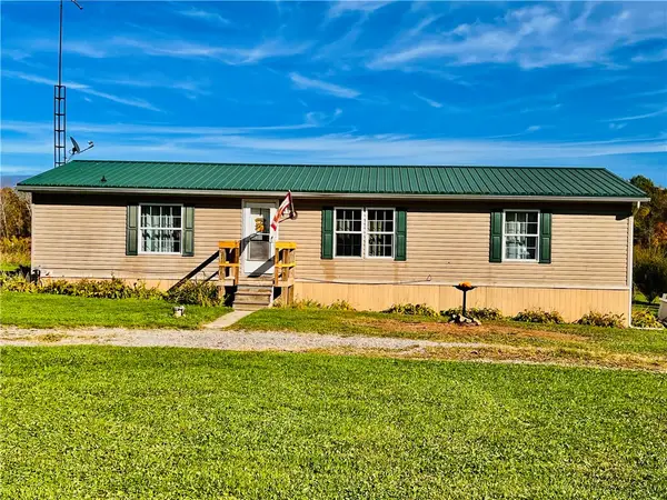 151 Crum Rd, Bessemer, PA 16112