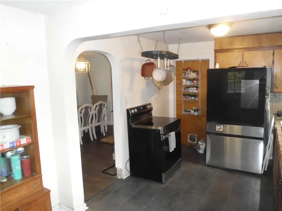 1064 Griswold Street, Sharon, PA 16146 - Image #3