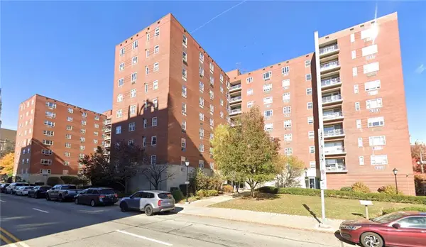 4601 Fifth Avenue #521, Oakland, PA 15213