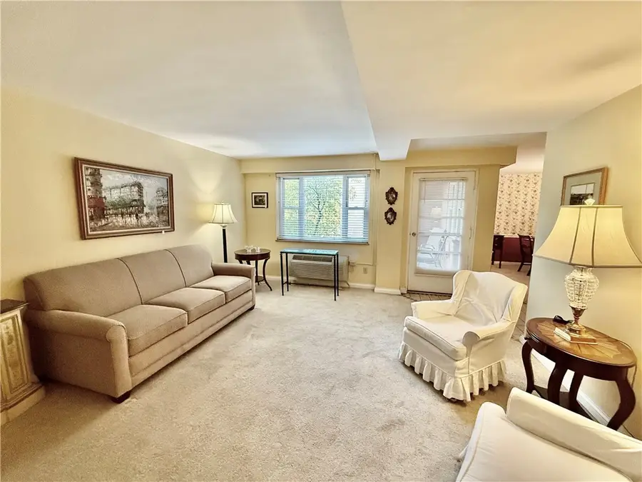 4601 Fifth Avenue #521, Pittsburgh, PA 15213 - Image #2