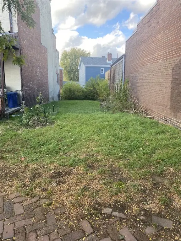 3807 Penn Avenue, Lawrenceville, PA 15201