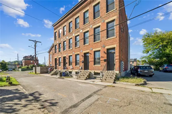 1426 Rush St, Manchester, PA 15233