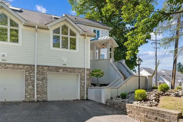 100 Saint Tropez Cir, Patterson Heights, PA 15010