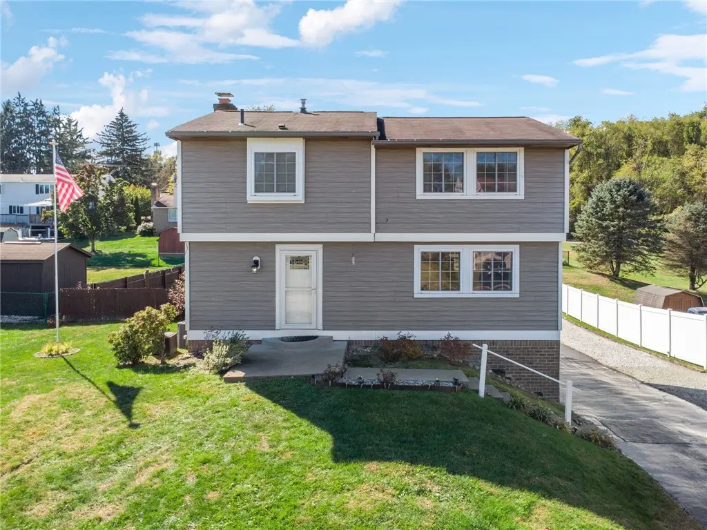 10142 Lavonne Drive, North Huntingdon, PA 15642 - Image #1