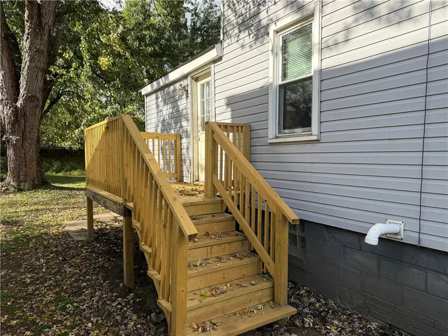 111 Ludwig St, Manor, PA 16236 - Image #2