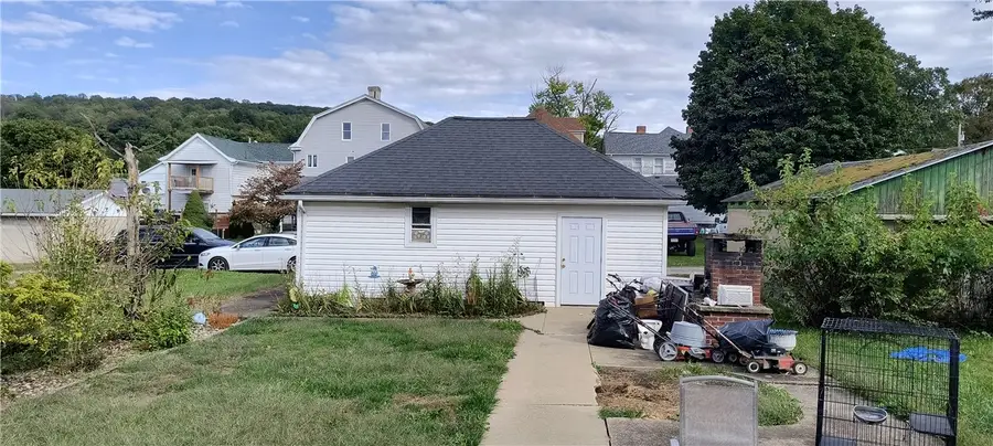 1219 Sycamore, Connellsville, PA 15425 - #3