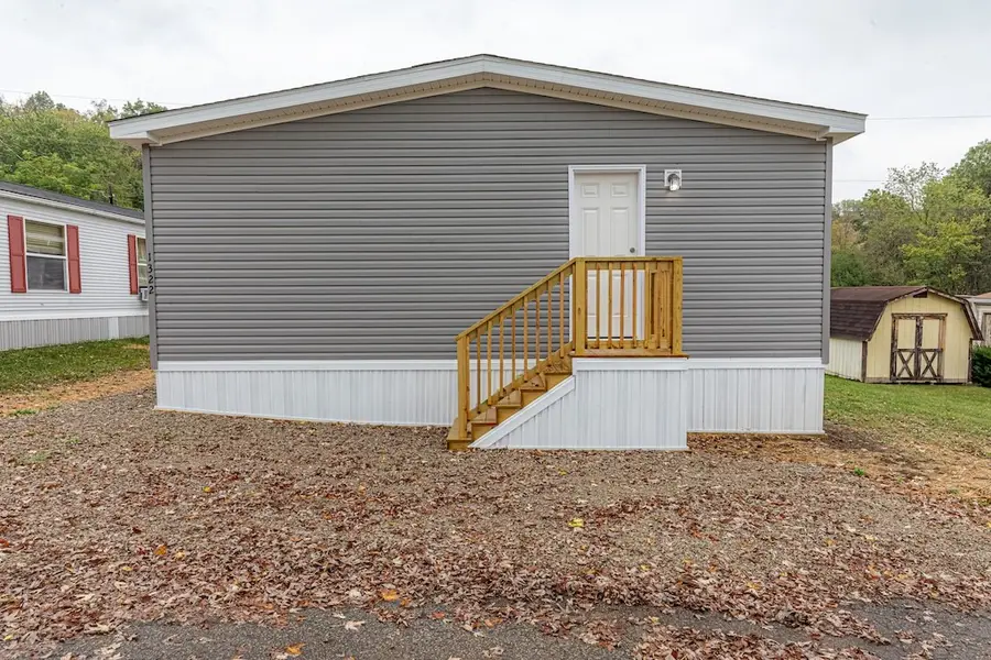 1322 Hidden Valley Dr, Robinson, PA 15019 - Image #3