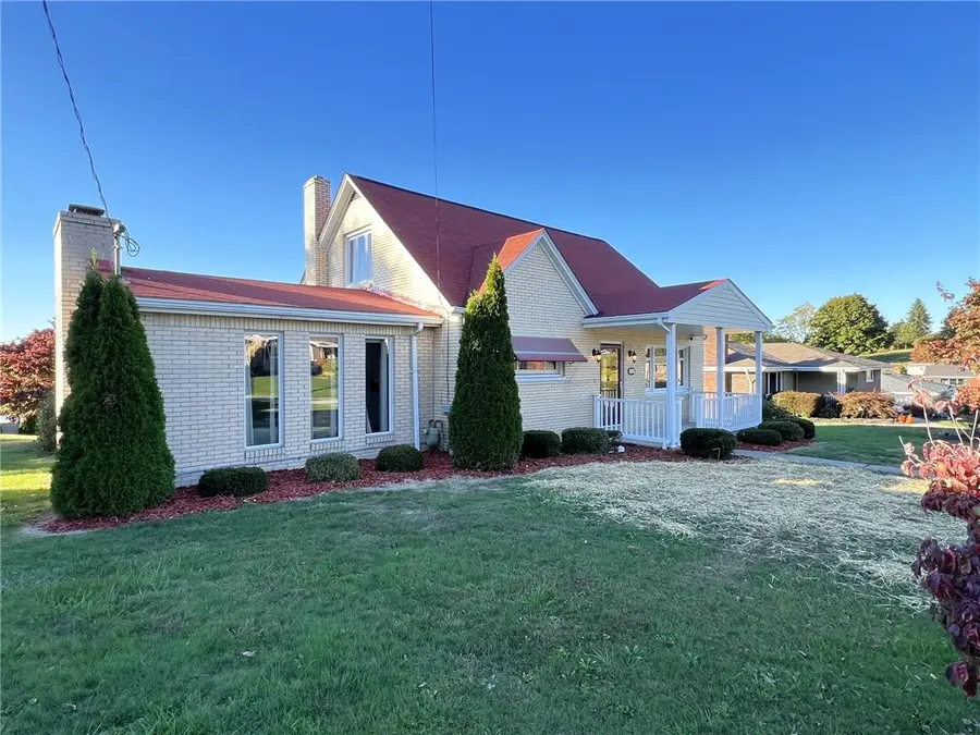 516 Hemlock Street, Hempfield, PA 15601 - Image #2