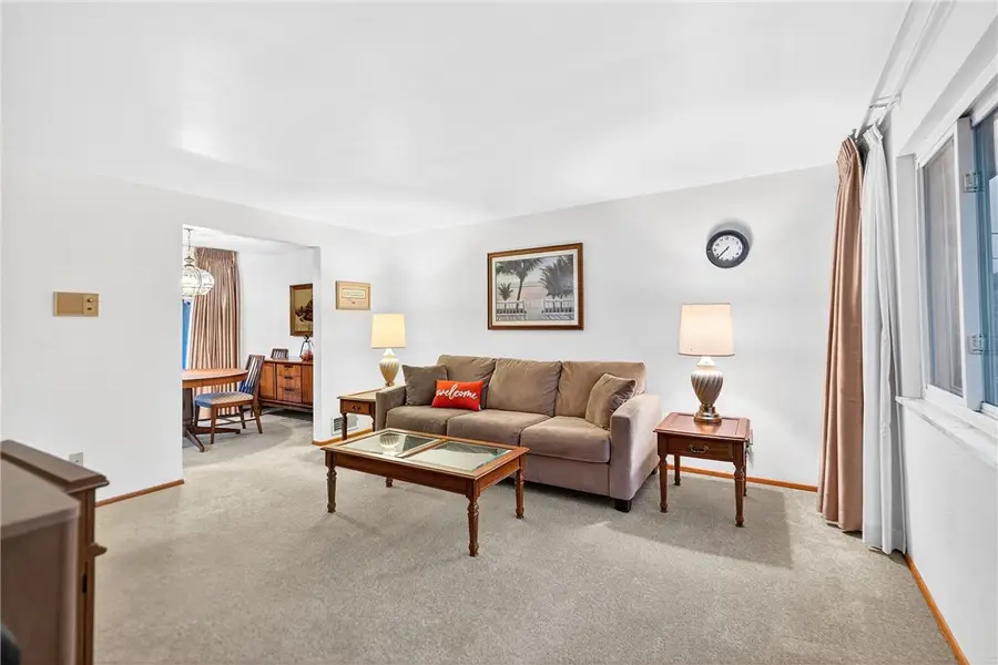 108 Malcolm Ave, Ross Township, PA 15212 - #2