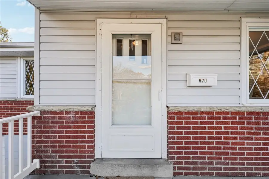 970 Pamela Dr, Lower Burrell, PA 15068 - Image #2