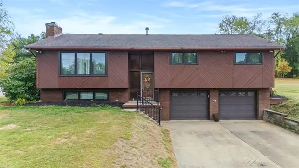 109 Sunset Ln, Center Twp, PA 15001