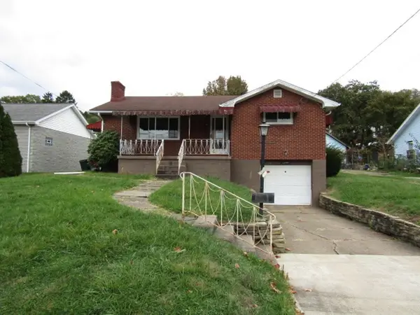 1715 California Ave, White Oak, PA 15131