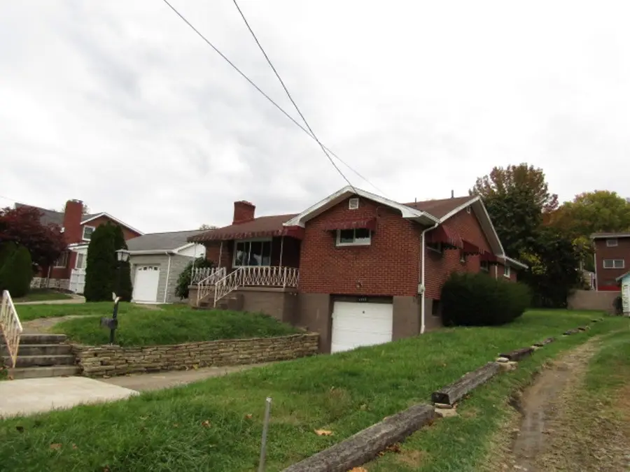 1715 California Ave, White Oak, PA 15131 - Image #2