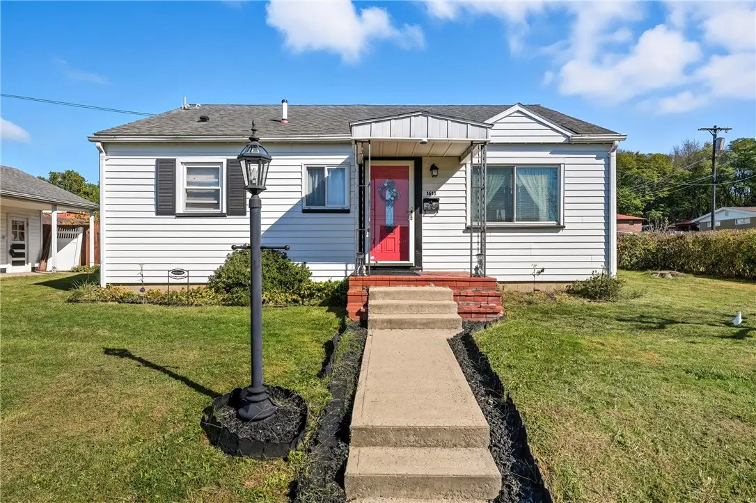 1613 Wooley Ave, New Castle, PA 16101 - Image #1