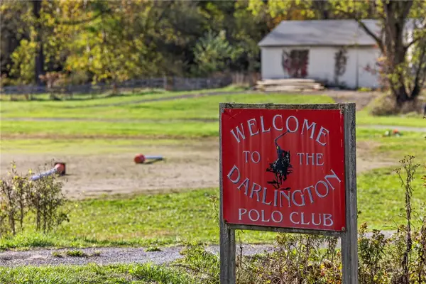 100 1st St, Darlngtn Twp, PA 16115