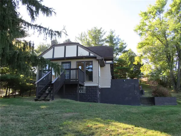 916 Gill Hall Rd, Jefferson Hills, PA 15025