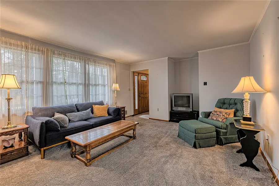 13511 Evergreen Way, North Huntingdon, PA 15642 - Image #3