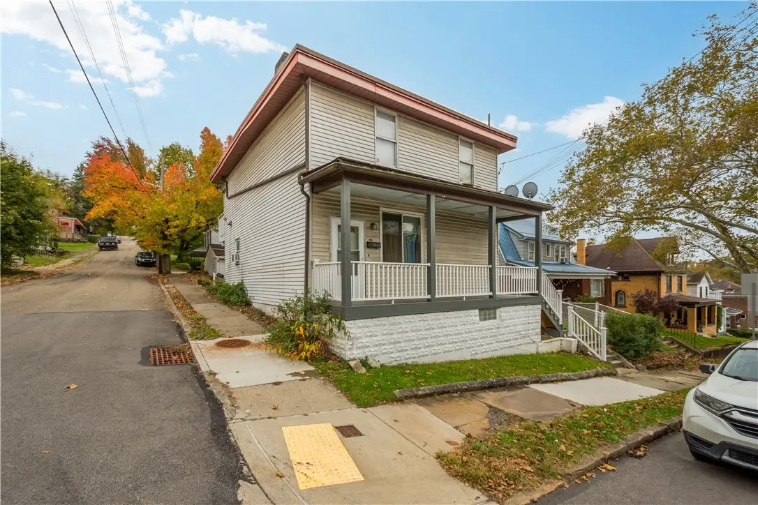 301 Lorenz Ave, Pittsburgh, PA 15220 - Image #1