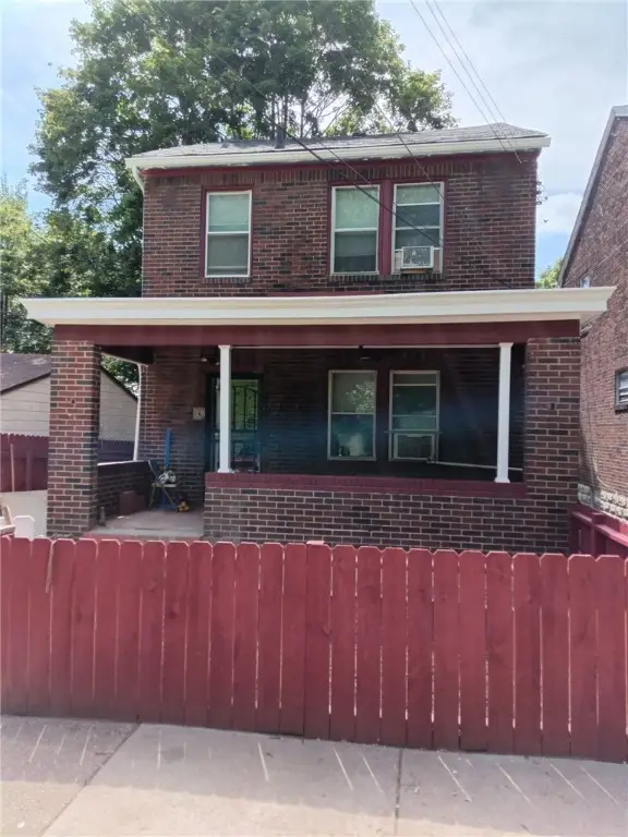 649 Singer Pl, Wilkinsburg, PA 15221 - Image #1