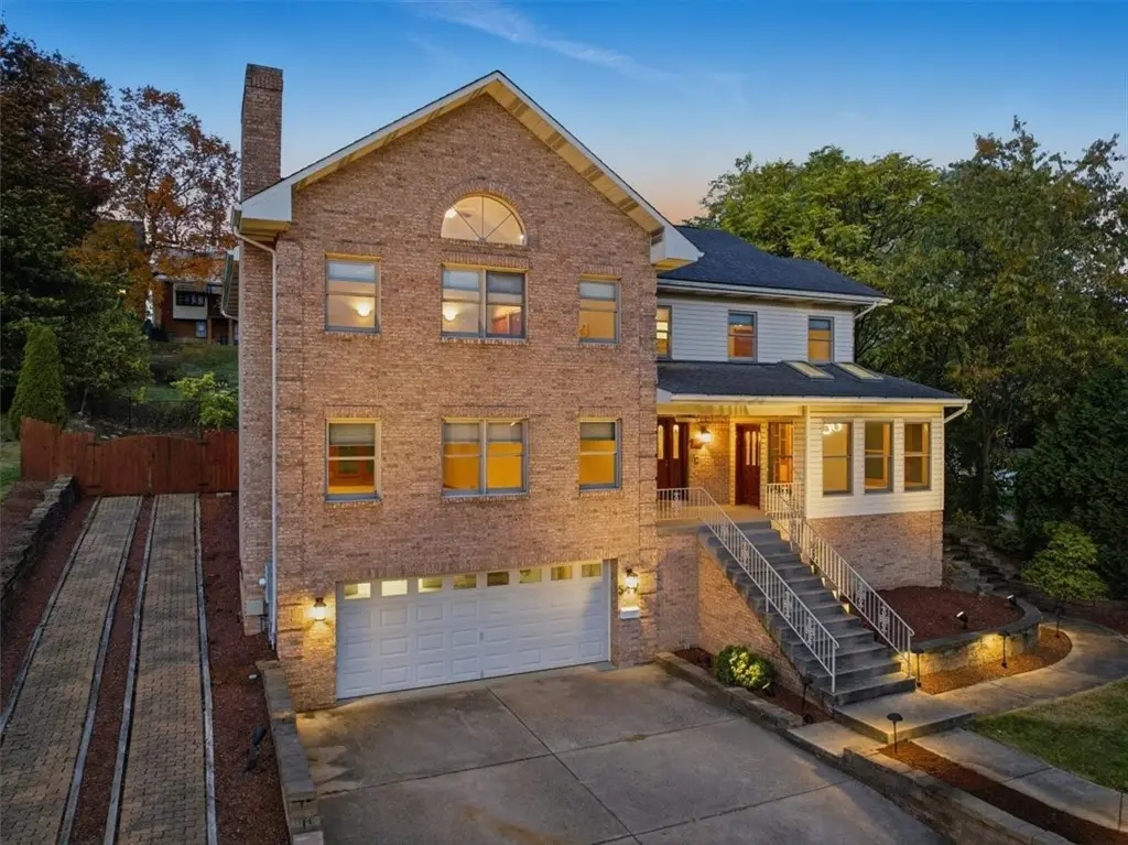 547 Gallion Ave, Brookline, PA 15226 - #1