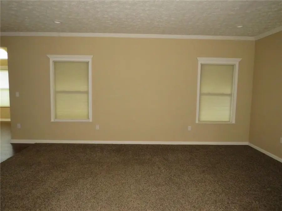 1382 Lucia Dr, Canonsburg, PA 15317 - Image #3