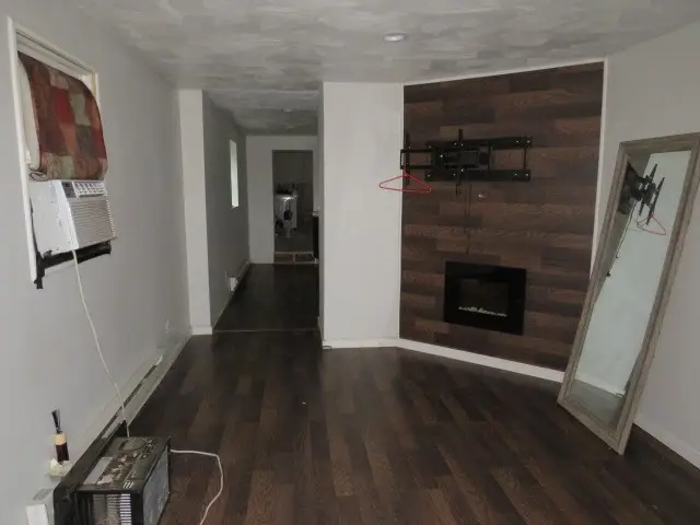 919 Oakland Ave, Charleroi, PA 15022 - Image #2