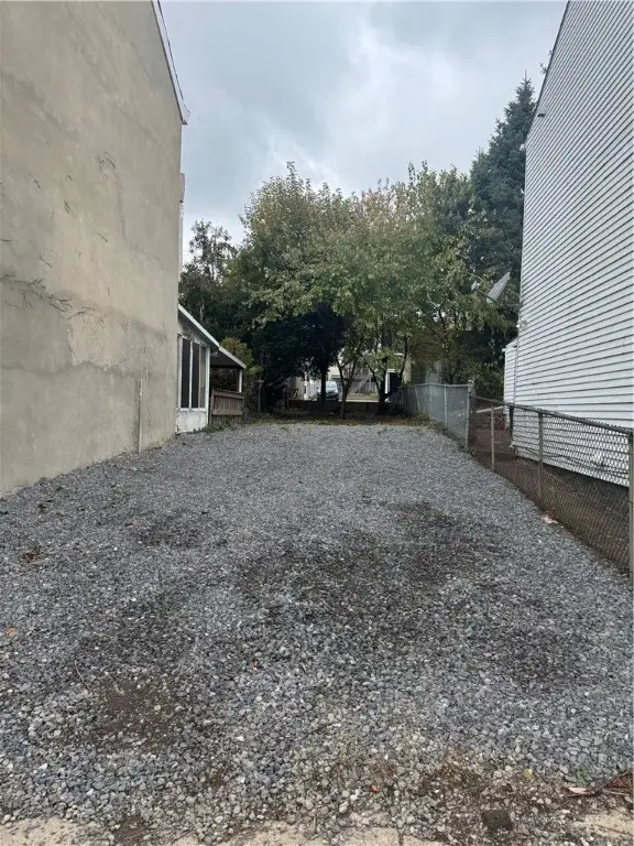 604 Edmond St, Pittsburgh, PA 15224 - Image #2