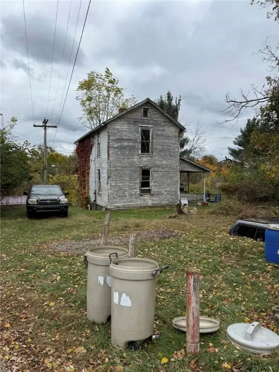 220 E Jackson St, Houston, PA 15342 - Image #3
