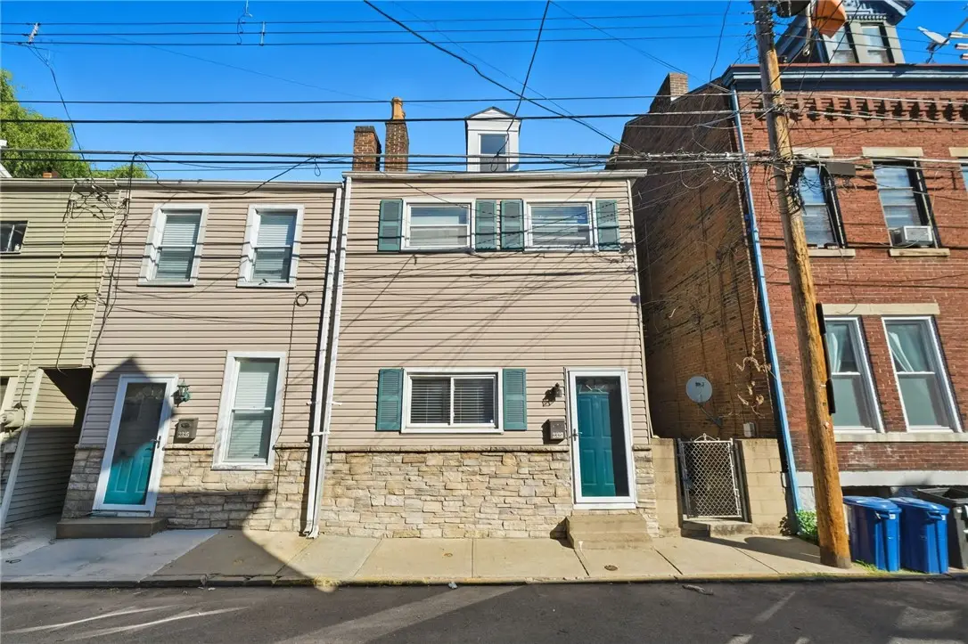 2327 Larkins Way, Pittsburgh, PA 15203 - Image #1