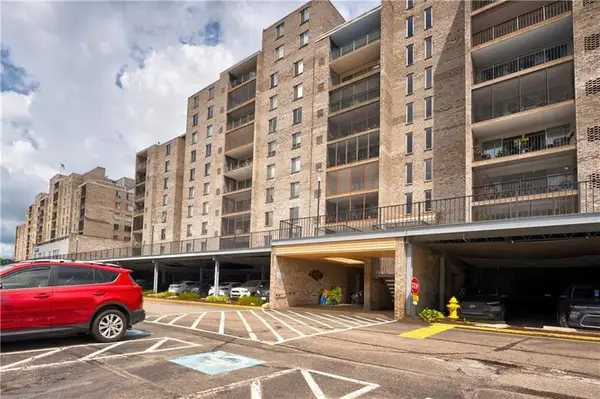 2160 Greentree Rd #805, Scott Twp, PA 15220