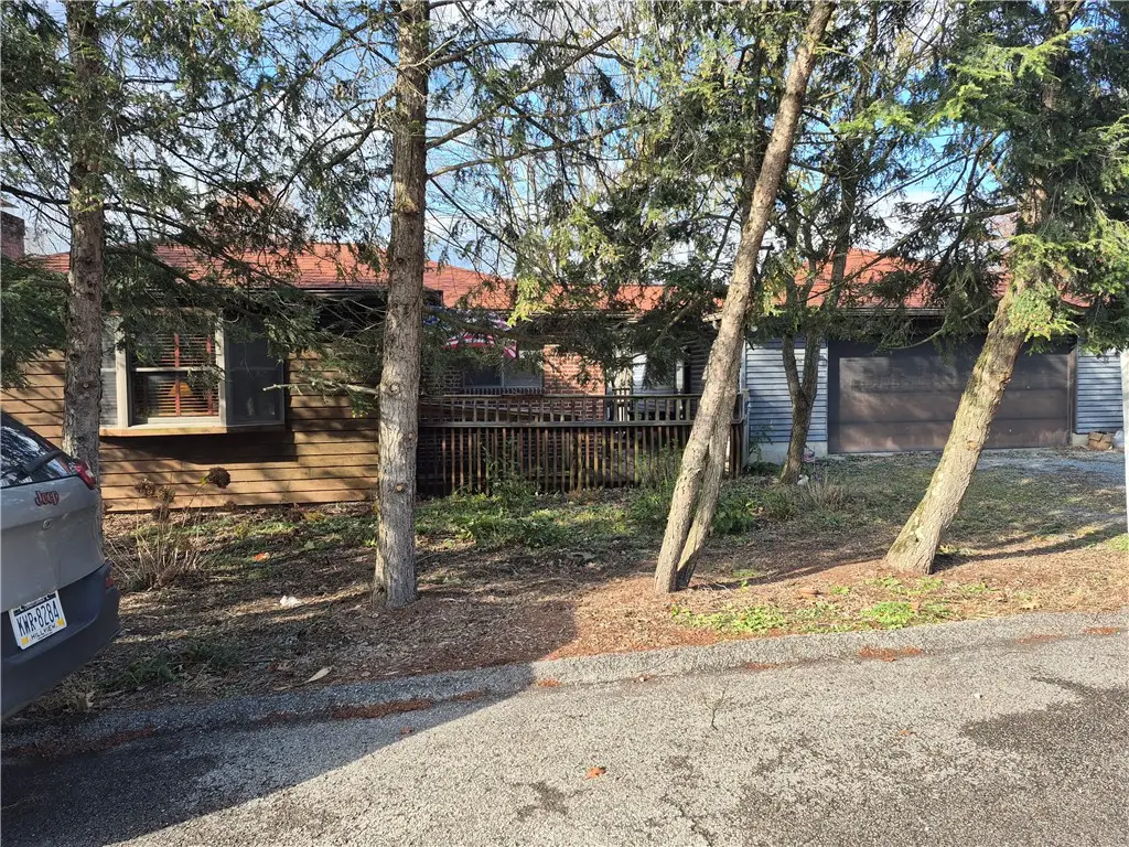 352 Third St, Smithton, PA 15479 - Image #1