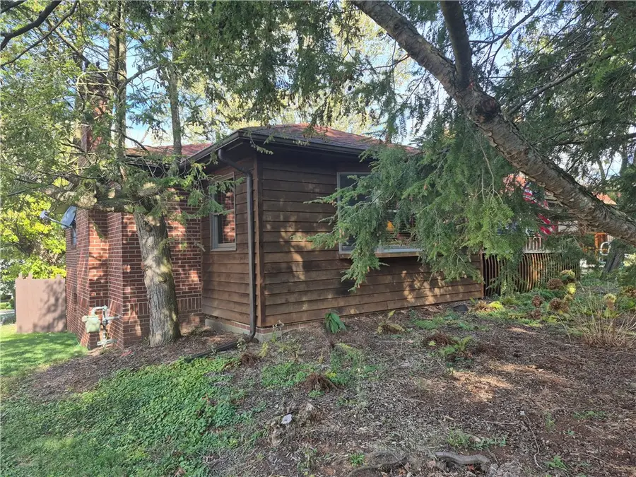 352 Third St, Smithton, PA 15479 - Image #3