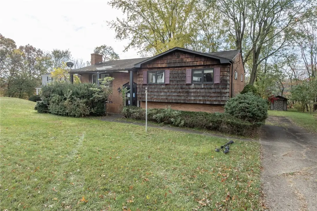 3308 Macintyre Dr, Murrysville, PA 15668 - Image #1