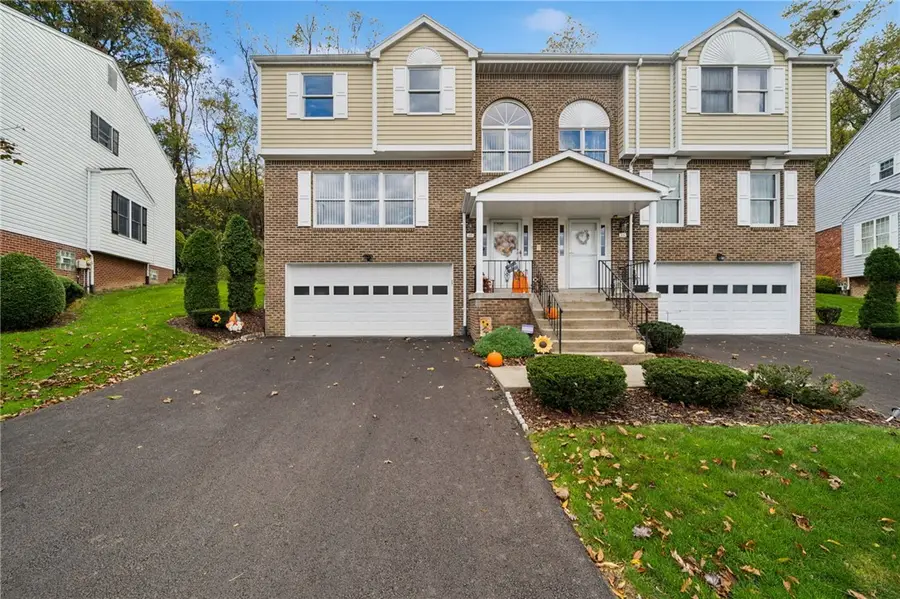 371 Karen Ct, Monroeville, PA 15146 - Image #2