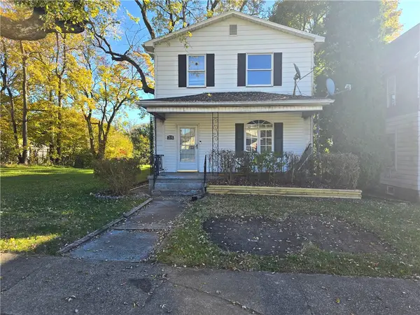 705 S State Line Rd, Sharon, PA 16146