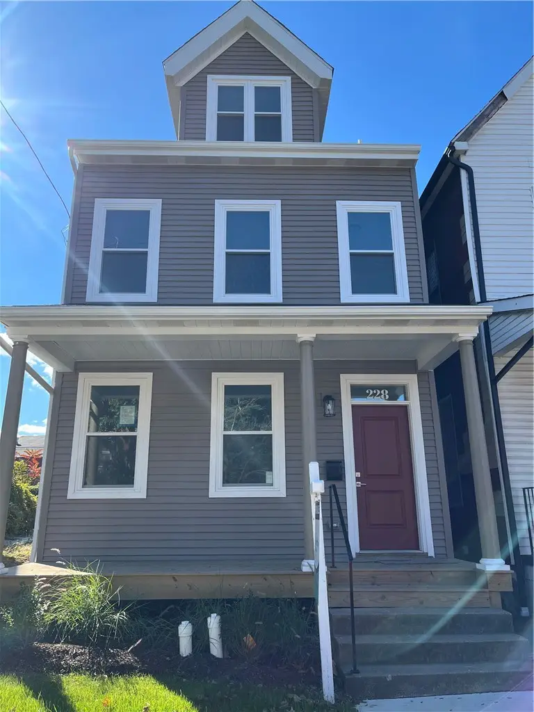 228 Mayflower St, Pittsburgh, PA 15206 - #1