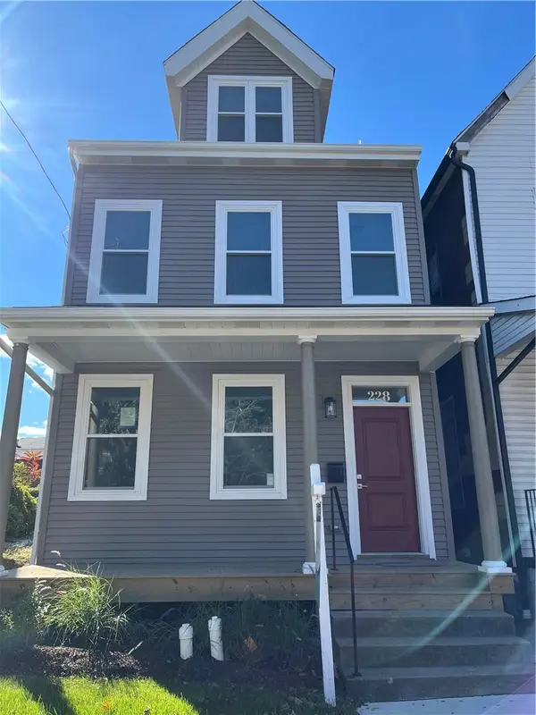 228 Mayflower St, Pittsburgh, PA 15206