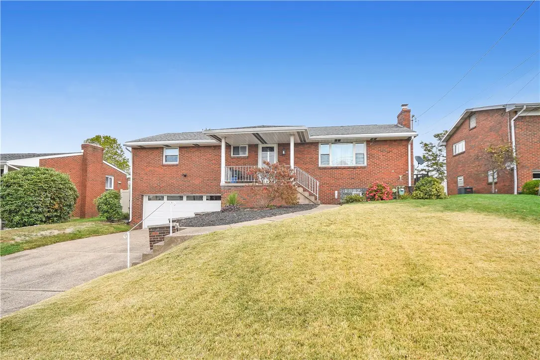 417 Beckman Dr, McKeesport, PA 15132 - #1