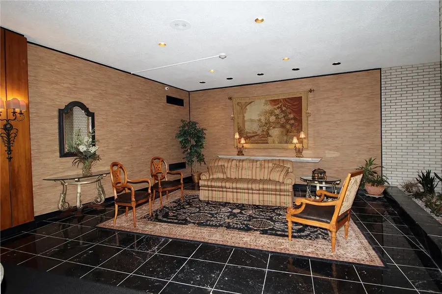 1150 Bower Hill #918B, Mount Lebanon Township, PA 15243 - Image #3