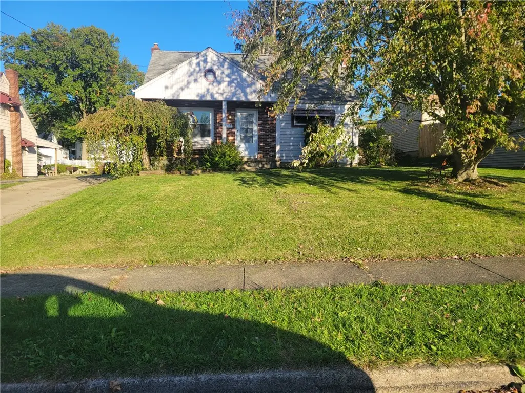 974 Hadley Dr, Sharon, PA 16146 - Image #1