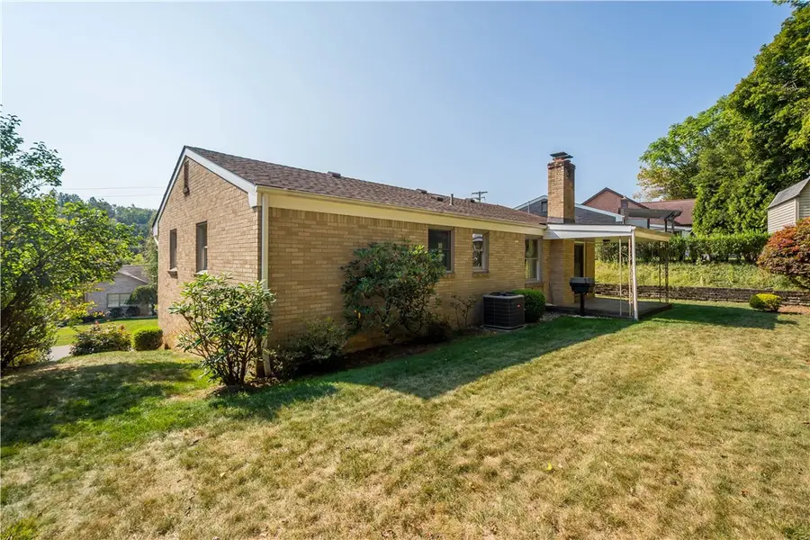 104 Evandale, Green Tree, PA 15220 - Image #2