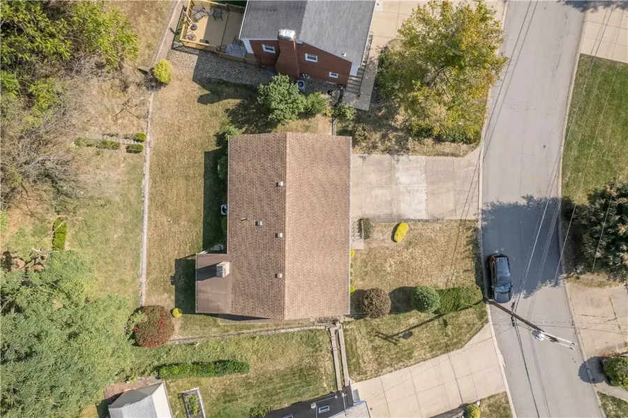 104 Evandale, Green Tree, PA 15220 - Image #3