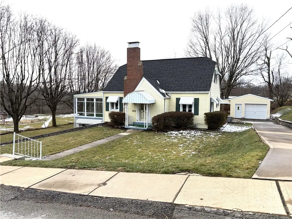 833 E Hill Dr, New Kensington, PA 15068 - Image #1