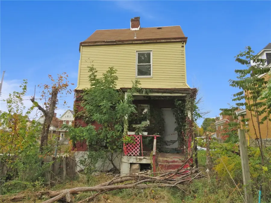 300 Winston St, Hazelwood, PA 15207 - Image #3